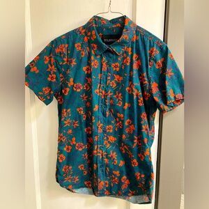 Wildfang essential button down shirt XS in floral print